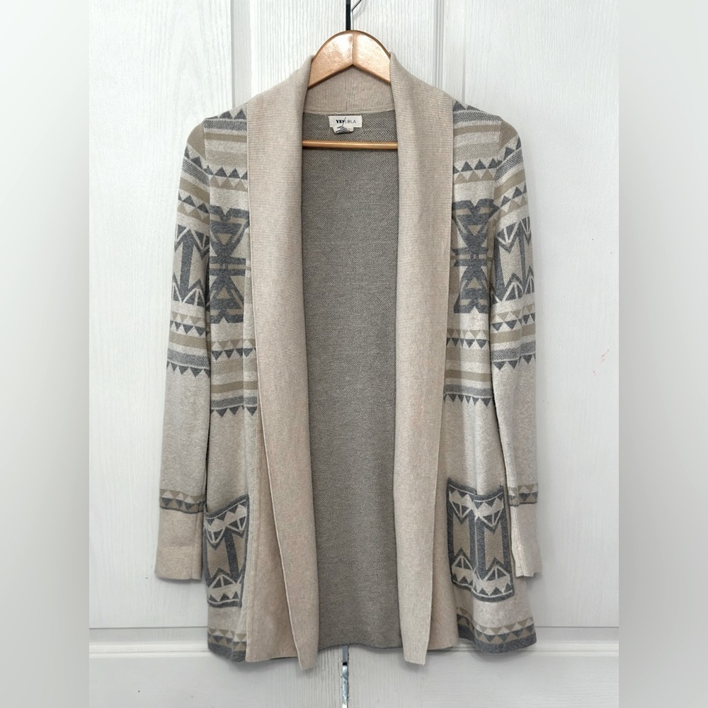 Yes Lola Women's Beautiful Aztec Geometric Print Open Front‎ Cardigan Size Small